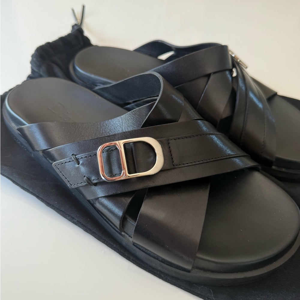 💯 Authentic Christian Dior Black Leather Slide Sandals with Metal Accent